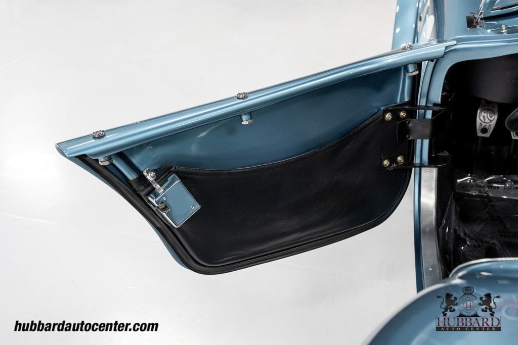 1963 Superformance Cobra MKII Replica  - 22939351 - 15