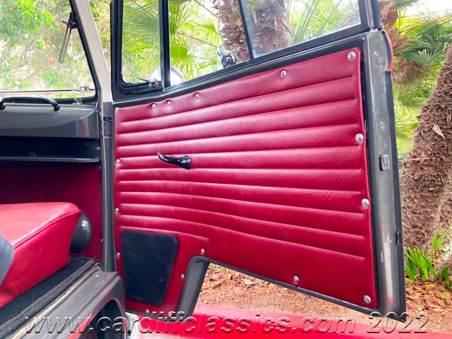 1963 Volkswagen Type 2 Panel Van  - 21504537 - 23