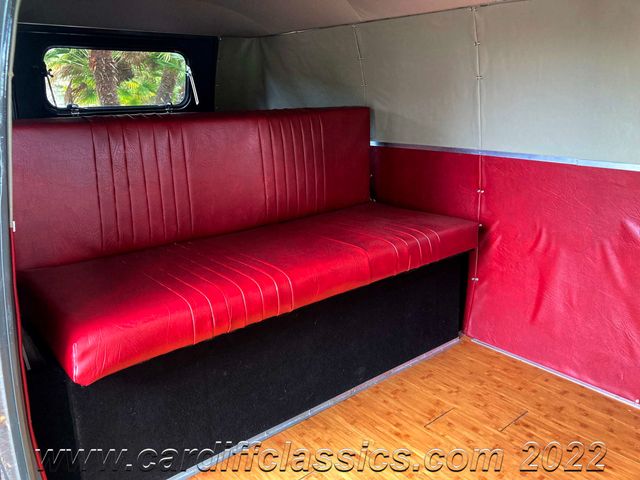 1963 Volkswagen Type 2 Panel Van  - 21504537 - 37