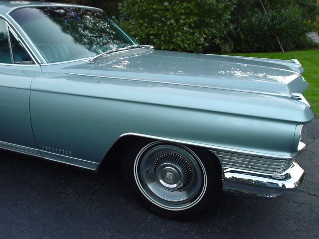 1964 CADILLAC FLEETWOOD 19,292 MILES 4DR - 72200 - 9