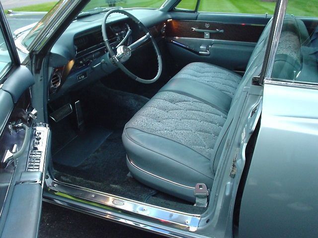 1964 CADILLAC FLEETWOOD 19,292 MILES 4DR - 72200 - 17