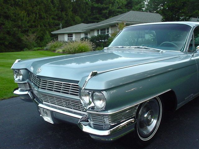 1964 CADILLAC FLEETWOOD 19,292 MILES 4DR - 72200 - 1