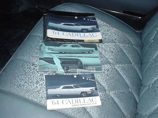 1964 CADILLAC FLEETWOOD 19,292 MILES 4DR - 72200 - 29