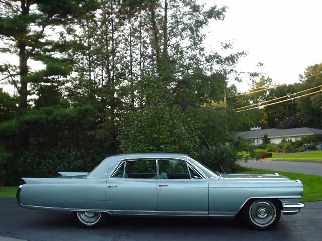 1964 CADILLAC FLEETWOOD 19,292 MILES 4DR - 72200 - 6