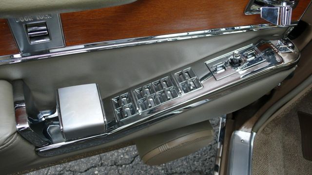 1964 Cadillac FLEETWOOD 4 DR - 9516734 - 28