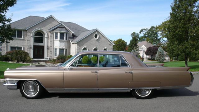1964 Cadillac FLEETWOOD 4 DR - 9516734 - 2