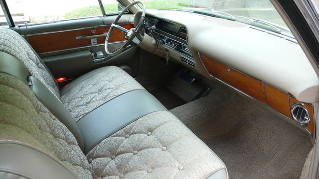 1964 Cadillac FLEETWOOD 4 DR - 9516734 - 31