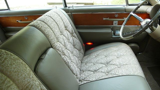 1964 Cadillac FLEETWOOD 4 DR - 9516734 - 32