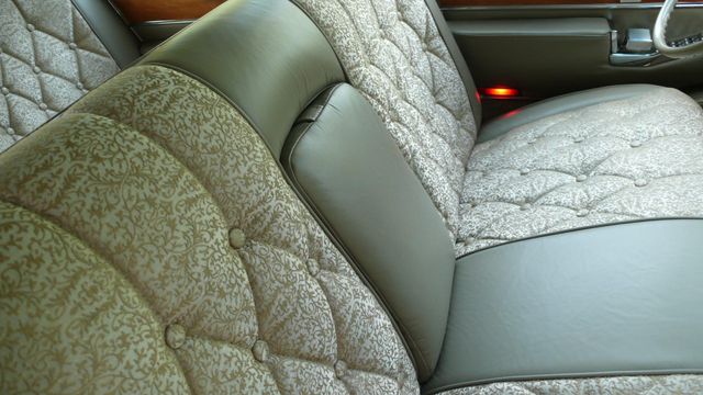1964 Cadillac FLEETWOOD 4 DR - 9516734 - 33