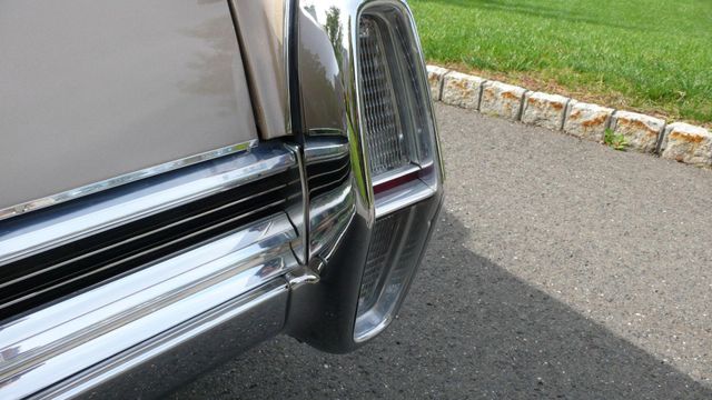 1964 Cadillac FLEETWOOD 4 DR - 9516734 - 64