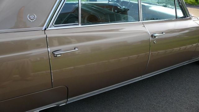 1964 Cadillac FLEETWOOD 4 DR - 9516734 - 69