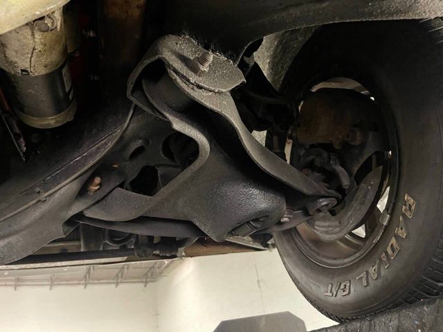 1964 Chevrolet Chevelle SLICK BLACK PAINT - NICE MUSCLE CAR - 4 SPEED - 22970228 - 71