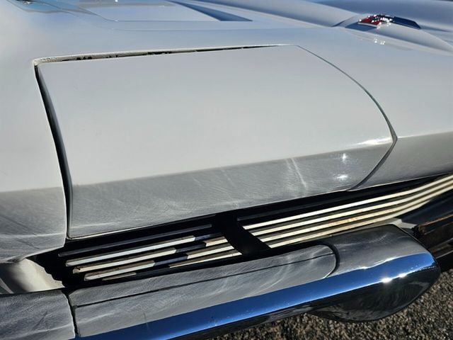 1964 Chevrolet Corvette  - 22394712 - 23