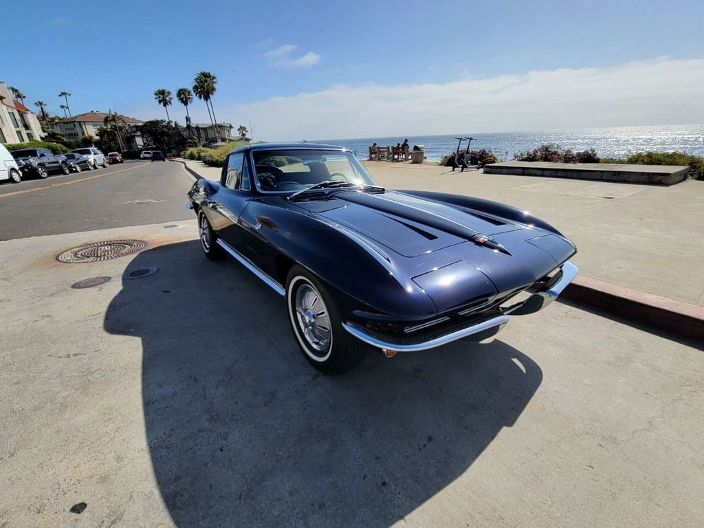 1964 Chevrolet Corvette StingRay Coupe MATCHING NUMBERS, NICEST EXAMPLE! - 21437744 - 2
