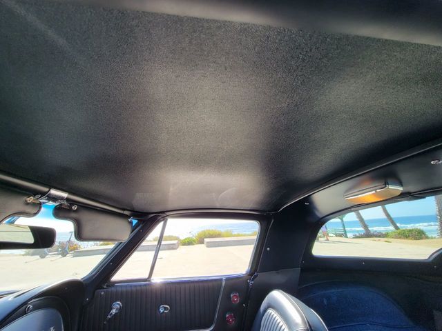 1964 Chevrolet Corvette StingRay Coupe MATCHING NUMBERS, NICEST EXAMPLE! - 21437744 - 42