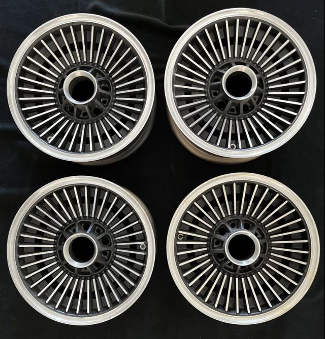 1964 Chevrolet Corvette StingRay Coupe MATCHING NUMBERS, NICEST EXAMPLE! - 21437744 - 62