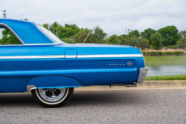 1964 Chevrolet Impala SS Super Sport - 22381888 - 27