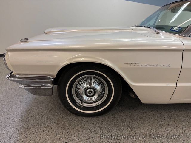 1964 Ford Thunderbird  - 22933770 - 10
