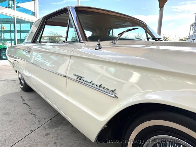 1964 Ford Thunderbird  - 22964390 - 19