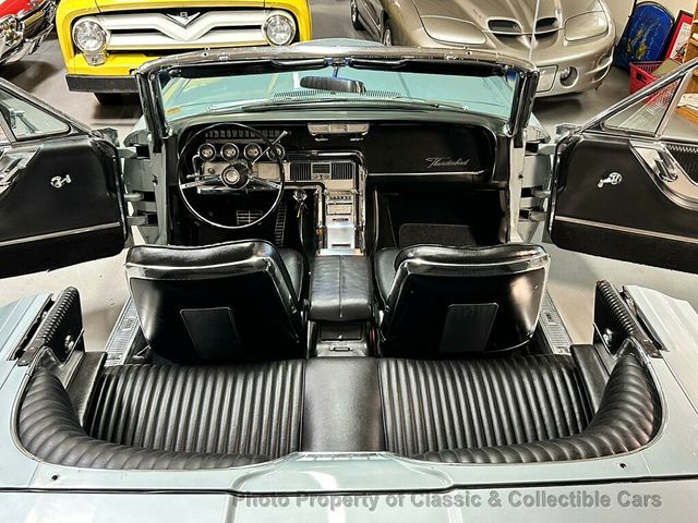 1964 Ford Thunderbird Convertible - 23042753 - 18