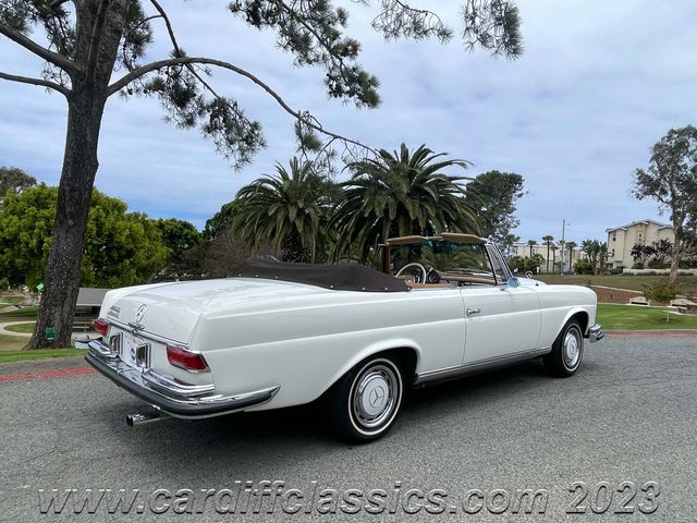 1964 Mercedes-Benz 220SE Cabriolet  - 21942460 - 9