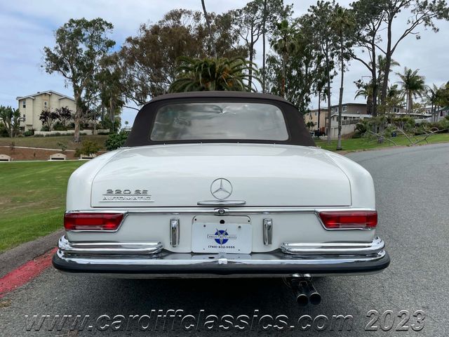 1964 Mercedes-Benz 220SE Cabriolet  - 21942460 - 16