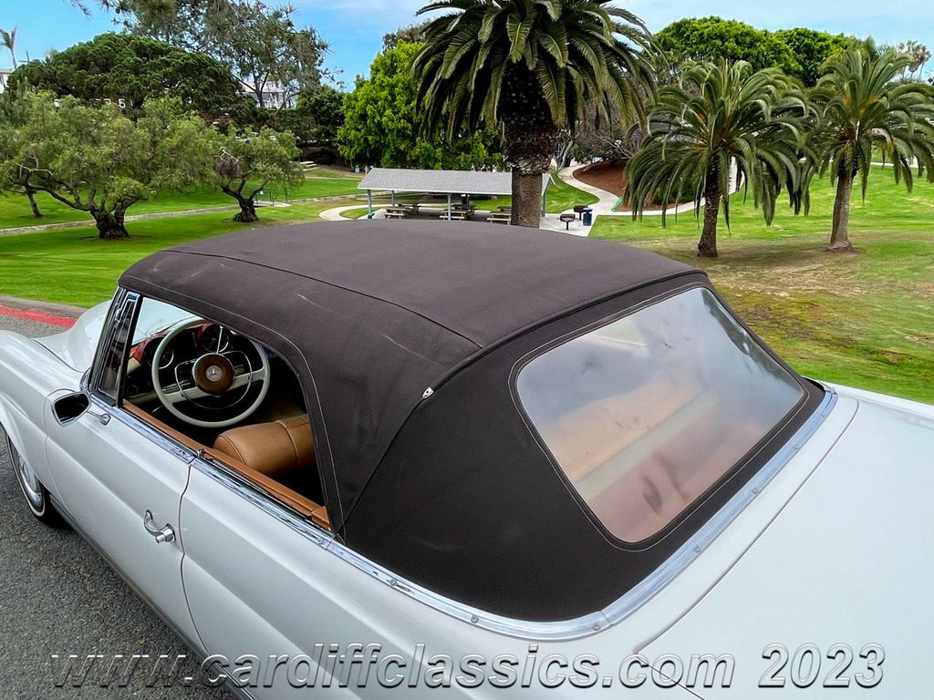 1964 Mercedes-Benz 220SE Cabriolet  - 21942460 - 24
