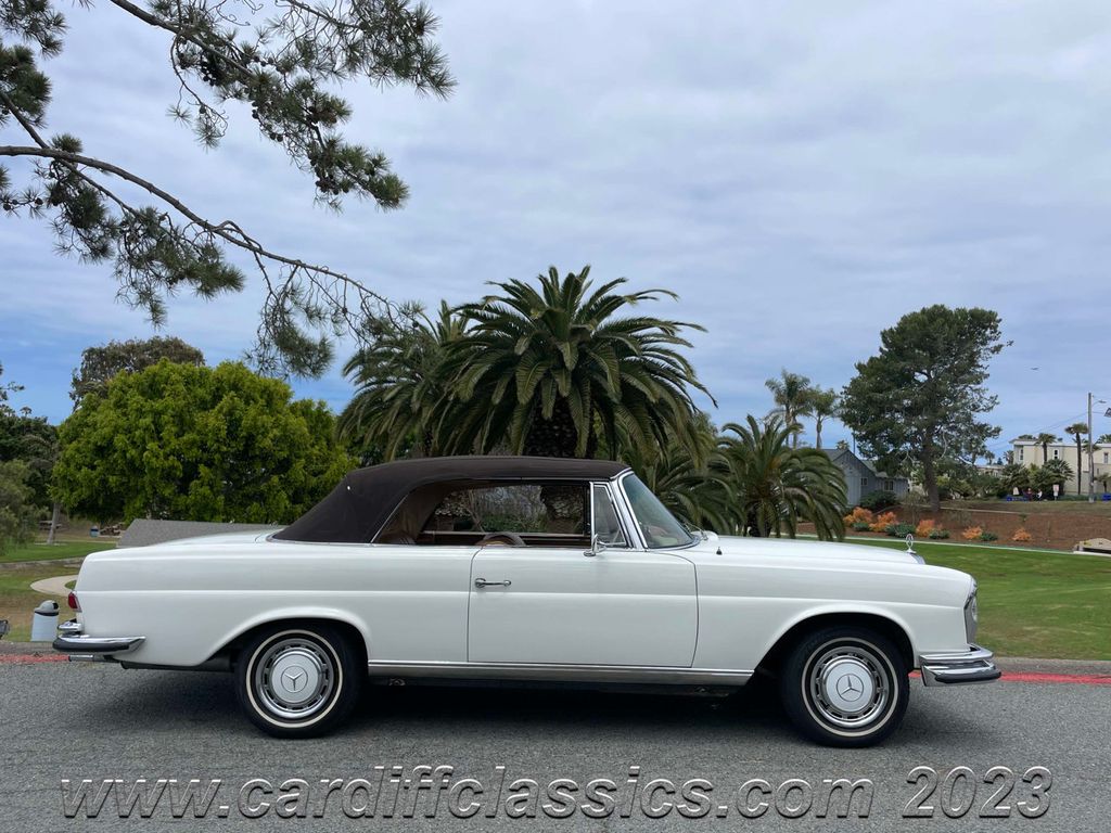 1964 Mercedes-Benz 220SE Cabriolet  - 21942460 - 3