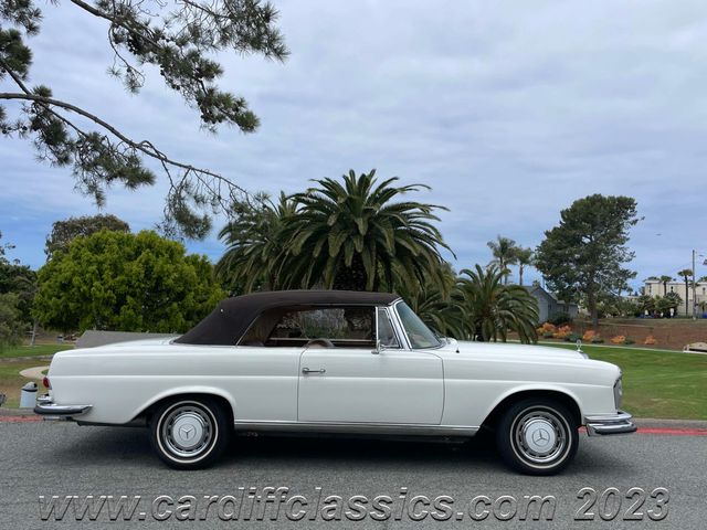 1964 Mercedes-Benz 220SE Cabriolet  - 21942460 - 3