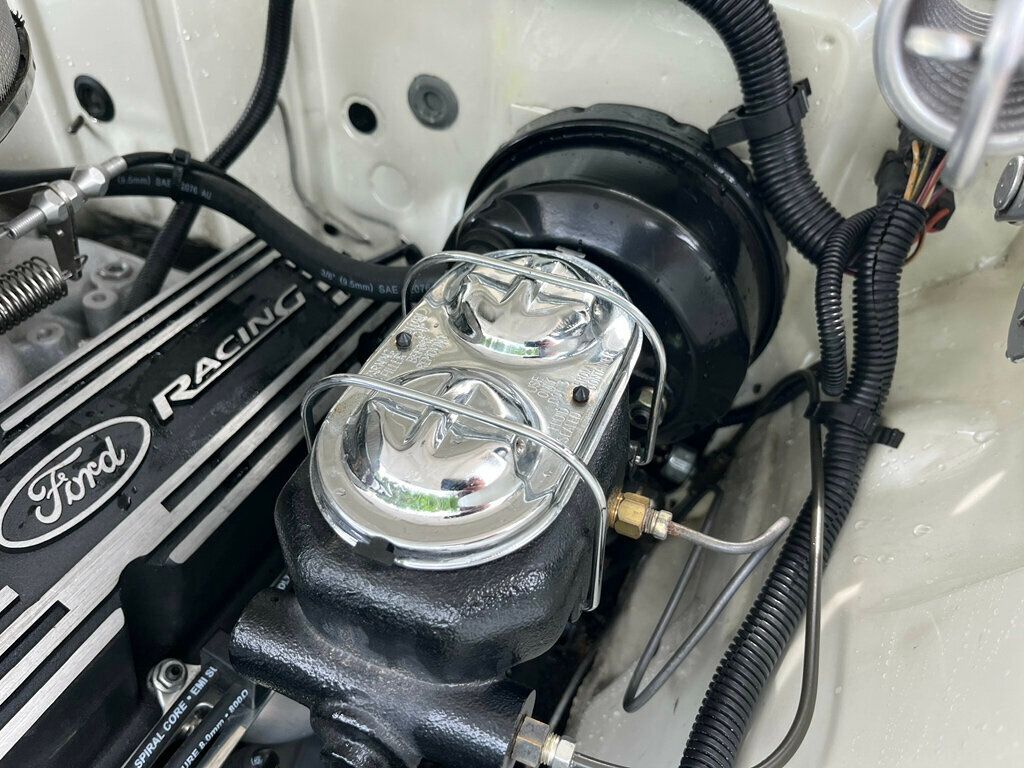 1964 Mercury Comet Caliente 347ci 4-speed - 23036422 - 40