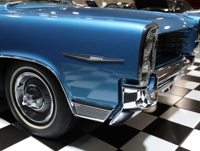 1964 Pontiac Bonneville Convertible - 23056697 - 15