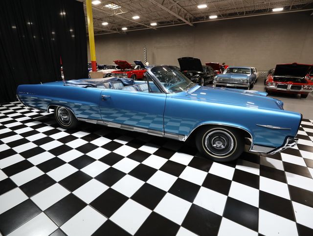 1964 Pontiac Bonneville Convertible - 23056697 - 17