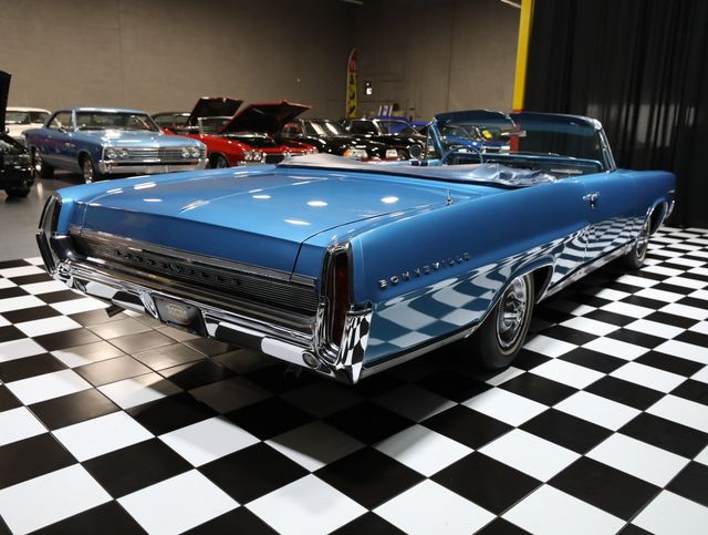 1964 Pontiac Bonneville Convertible - 23056697 - 19