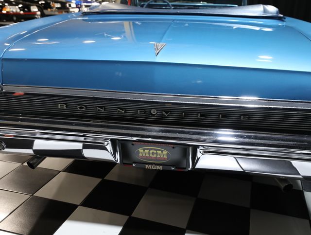 1964 Pontiac Bonneville Convertible - 23056697 - 21