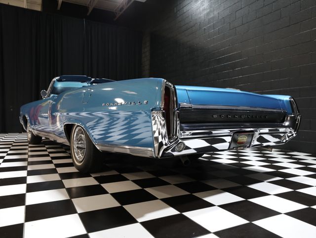 1964 Pontiac Bonneville Convertible - 23056697 - 24