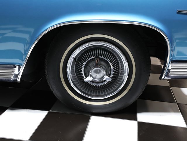 1964 Pontiac Bonneville Convertible - 23056697 - 34
