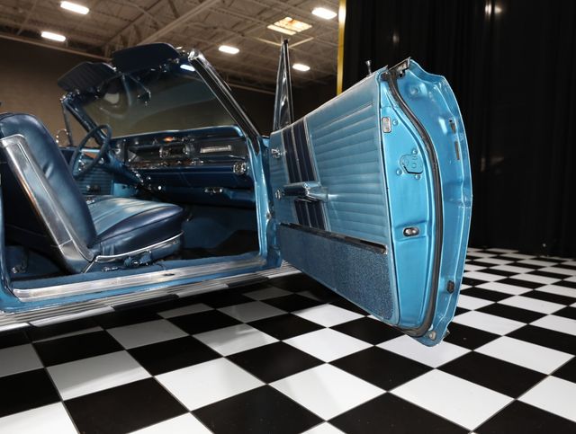 1964 Pontiac Bonneville Convertible - 23056697 - 39