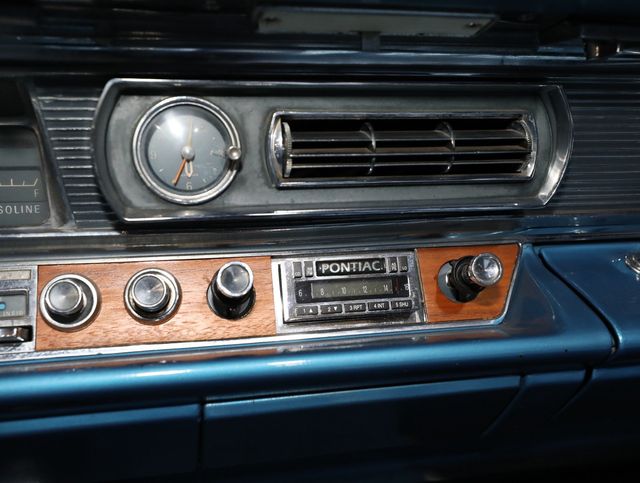 1964 Pontiac Bonneville Convertible - 23056697 - 54