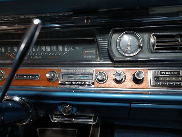 1964 Pontiac Bonneville Convertible - 23056697 - 55