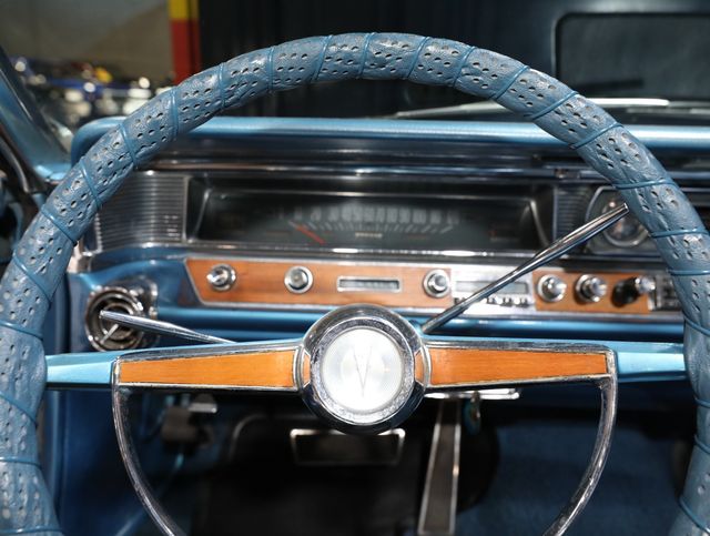 1964 Pontiac Bonneville Convertible - 23056697 - 58
