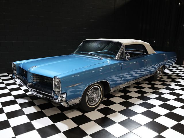 1964 Pontiac Bonneville Convertible - 23056697 - 80