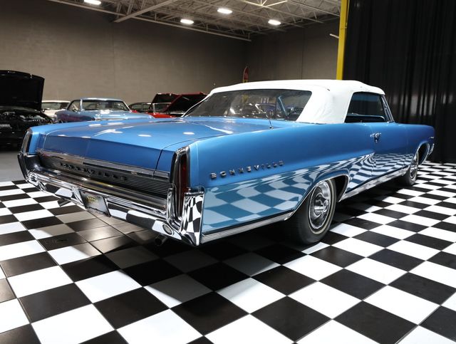 1964 Pontiac Bonneville Convertible - 23056697 - 83