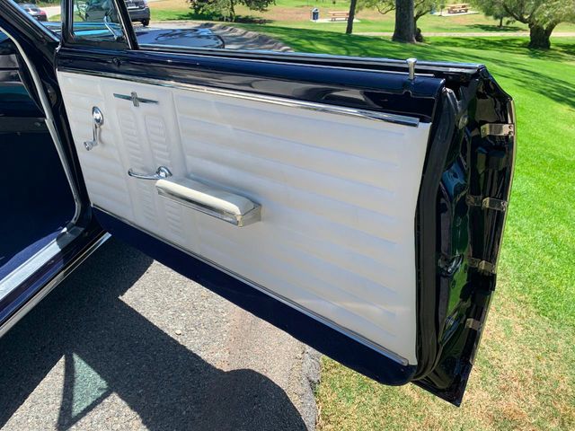 1964 Pontiac GTO  - 19070647 - 30