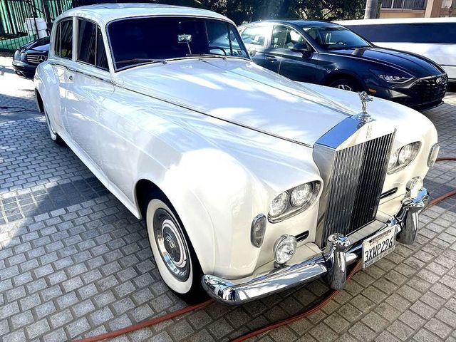 1964 Rolls-Royce Silver Cloud 3 Luxury Sedan - 21525089 - 0