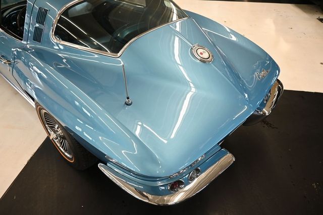 1965 Chevrolet Corvette Sting Ray  - 22228764 - 15