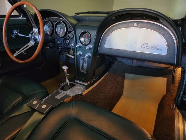 1965 Chevrolet Corvette Sting Ray 1965 Chevrolet Corvette Sting Ray - 21156076 - 23