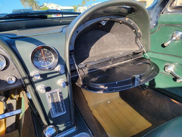 1965 Chevrolet Corvette Sting Ray 1965 Chevrolet Corvette Sting Ray - 21156076 - 24