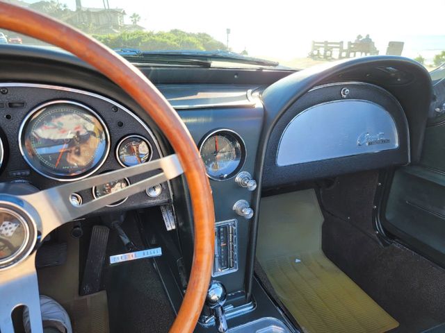 1965 Chevrolet Corvette Sting Ray 1965 Chevrolet Corvette Sting Ray - 21156076 - 26