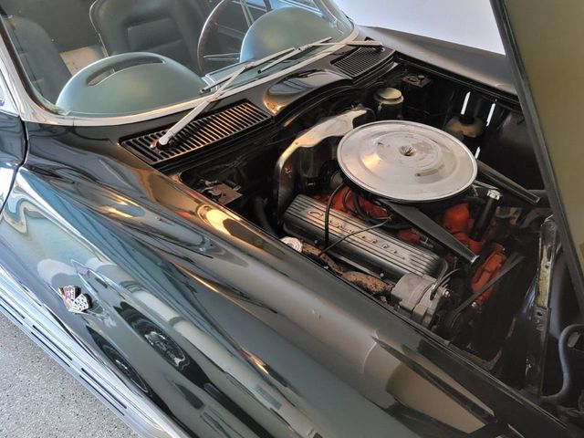 1965 Chevrolet Corvette Sting Ray 1965 Chevrolet Corvette Sting Ray - 21156076 - 30