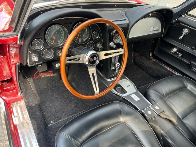 1965 Chevrolet CORVETTE STINGRAY 1965 Chevrolet CORVETTE STING RAY! MATCHING NUMBERS! - 21586566 - 16